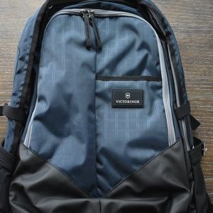 Brand New Victorinox Deluxe Laptop Backpack